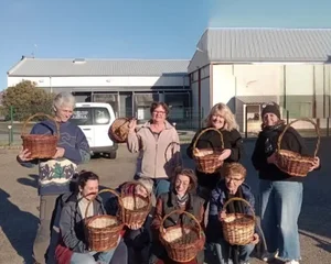 Atelier panier en osier, Association Campagnes Vivantes 82