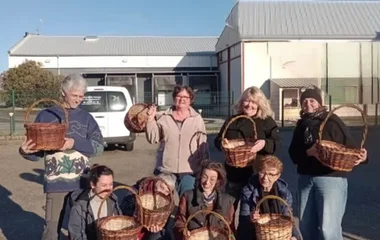 Atelier panier en osier, Association Campagnes Vivantes 82