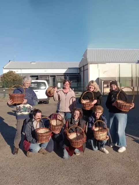 Atelier panier en osier, Association Campagnes Vivantes 82