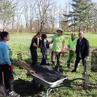 Plantation d'une haie champêtre, Parc de Clairefont, Photo : Ville de Castelsarrasin